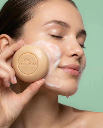 Solid Facial Cleanser with Donkey Milk and Coconut